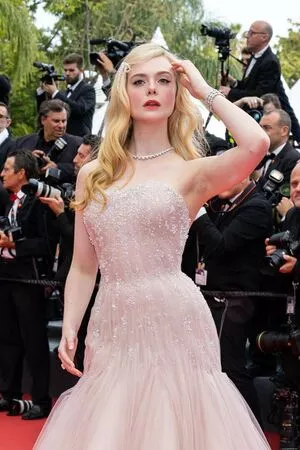 Elle Fanning OnlyFans Leaked Free Thumbnail Picture - #4Ii66tmgh6