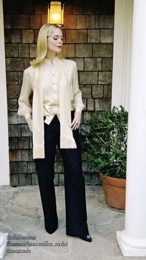 Elle Fanning OnlyFans Leaked Free Thumbnail Picture - #4o6vfklpuu