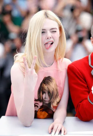 Elle Fanning OnlyFans Leaked Free Thumbnail Picture - #5a12bu4voX