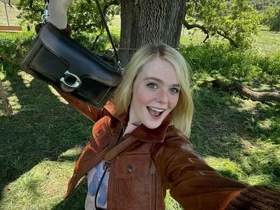 Elle Fanning OnlyFans Leaked Free Thumbnail Picture - #5gAocRGTA3
