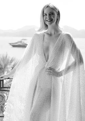 Elle Fanning OnlyFans Leaked Free Thumbnail Picture - #67hlf3kCvW