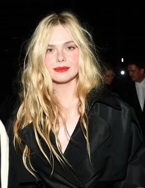 Elle Fanning OnlyFans Leaked Free Thumbnail Picture - #7ACvC8moNU