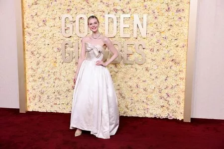 Elle Fanning OnlyFans Leaked Free Thumbnail Picture - #83iK2S0KEg