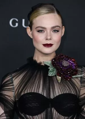 Elle Fanning OnlyFans Leaked Free Thumbnail Picture - #8759rX9DU0