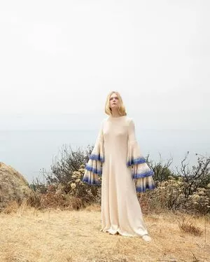 Elle Fanning OnlyFans Leaked Free Thumbnail Picture - #8Kh7vxnONm