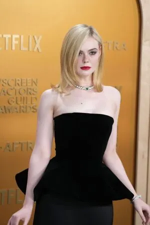 Elle Fanning OnlyFans Leaked Free Thumbnail Picture - #8xfkDPJMII