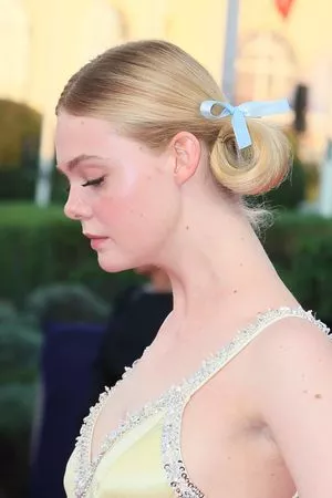 Elle Fanning OnlyFans Leaked Free Thumbnail Picture - #8ysW7h7j9k