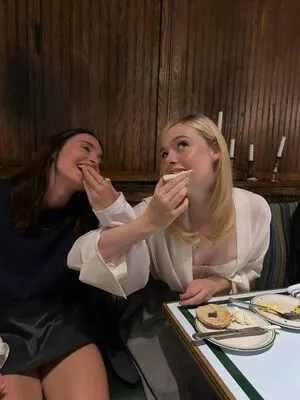 Elle Fanning OnlyFans Leaked Free Thumbnail Picture - #9JKdXnLR3r