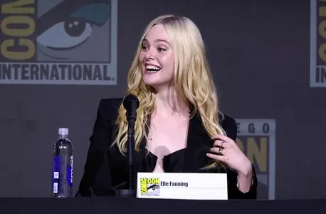 Elle Fanning OnlyFans Leaked Free Thumbnail Picture - #9MowvRqTRA