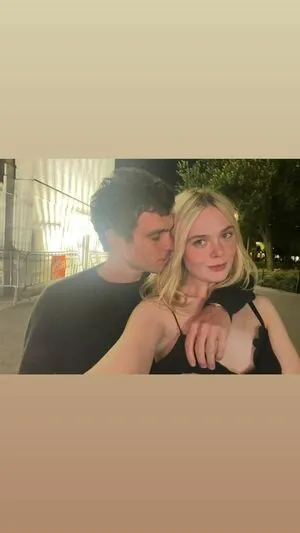 Elle Fanning OnlyFans Leaked Free Thumbnail Picture - #ATTYRMpBWR