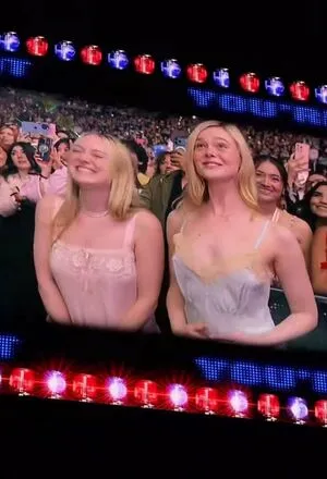 Elle Fanning OnlyFans Leaked Free Thumbnail Picture - #AghvolB00h