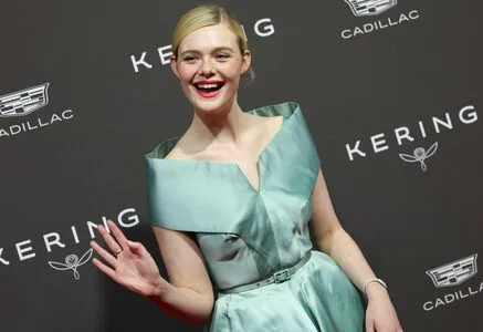 Elle Fanning OnlyFans Leaked Free Thumbnail Picture - #AtcSYyHFJ4