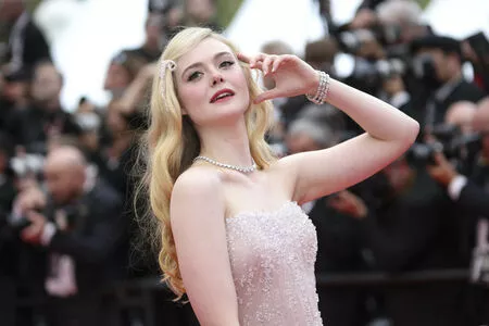 Elle Fanning OnlyFans Leaked Free Thumbnail Picture - #B2DAkHBbge