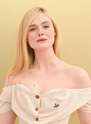 Elle Fanning OnlyFans Leaked Free Thumbnail Picture - #BeWxFtyVTK