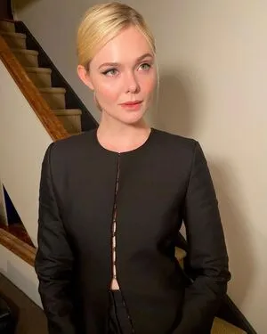 Elle Fanning OnlyFans Leaked Free Thumbnail Picture - #Bksq2mOsKV