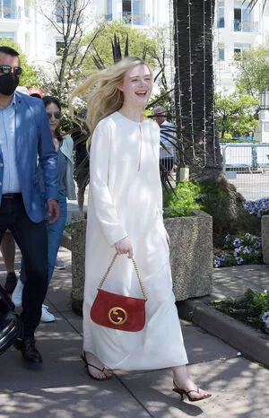 Elle Fanning OnlyFans Leaked Free Thumbnail Picture - #BxdXNSA5C9
