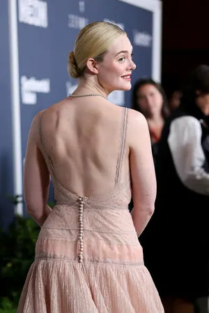 Elle Fanning OnlyFans Leaked Free Thumbnail Picture - #C3cXeovnvc