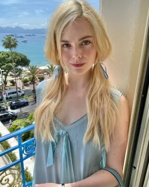 Elle Fanning OnlyFans Leaked Free Thumbnail Picture - #CBCCSnAW18