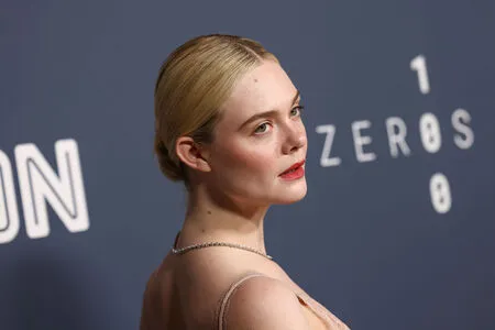 Elle Fanning OnlyFans Leaked Free Thumbnail Picture - #CBFMs1C3AI