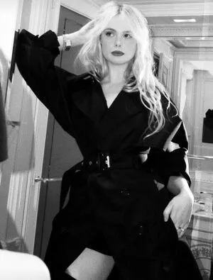Elle Fanning OnlyFans Leaked Free Thumbnail Picture - #CIFaY4jIjG
