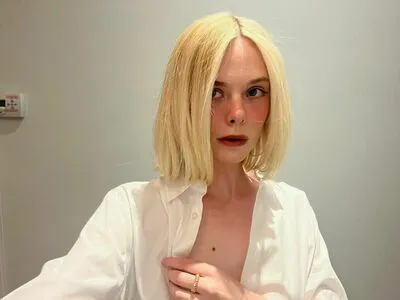 Elle Fanning OnlyFans Leaked Free Thumbnail Picture - #FQ0zTGMl4a