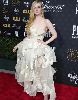 Elle Fanning OnlyFans Leaked Free Thumbnail Picture - #Feh8RygRBR