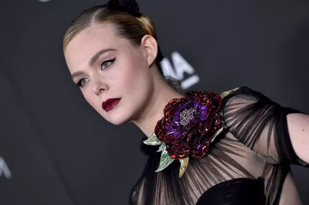 Elle Fanning OnlyFans Leaked Free Thumbnail Picture - #GIaAEO2fG0