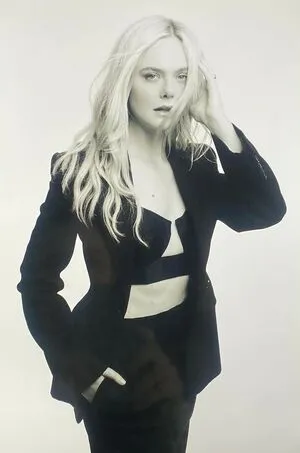 Elle Fanning OnlyFans Leaked Free Thumbnail Picture - #GKEbItmplY