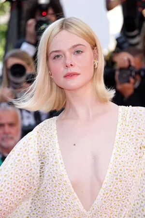 Elle Fanning OnlyFans Leaked Free Thumbnail Picture - #GatZiLjcMV