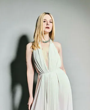 Elle Fanning OnlyFans Leaked Free Thumbnail Picture - #Gtj6K6kUIr