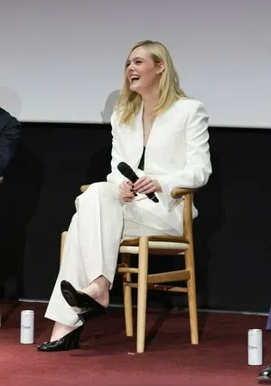 Elle Fanning OnlyFans Leaked Free Thumbnail Picture - #HCHtKVAZki
