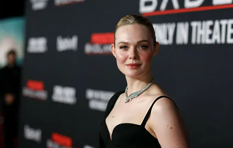 Elle Fanning OnlyFans Leaked Free Thumbnail Picture - #HRRGLHAVNK