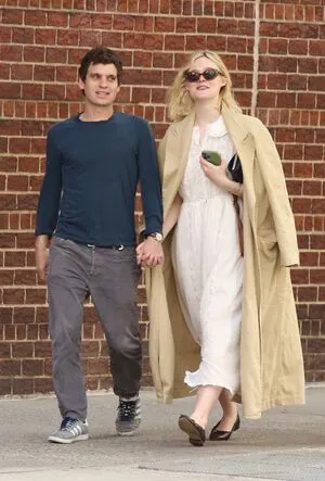 Elle Fanning OnlyFans Leaked Free Thumbnail Picture - #IHa7GV3yVa