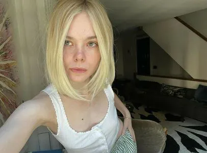 Elle Fanning OnlyFans Leaked Free Thumbnail Picture - #IxfniDTQKn