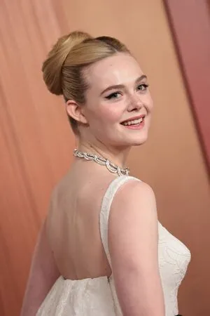 Elle Fanning OnlyFans Leaked Free Thumbnail Picture - #JO070E5xz9