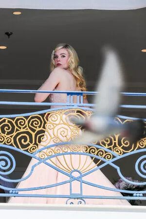 Elle Fanning OnlyFans Leaked Free Thumbnail Picture - #JaGwWlKpJ5