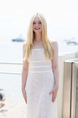 Elle Fanning OnlyFans Leaked Free Thumbnail Picture - #K4EXnHoHHh