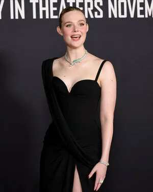 Elle Fanning OnlyFans Leaked Free Thumbnail Picture - #K4JhH80BPw