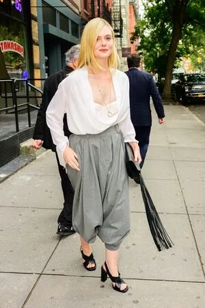 Elle Fanning OnlyFans Leaked Free Thumbnail Picture - #KKzp48IG5Q
