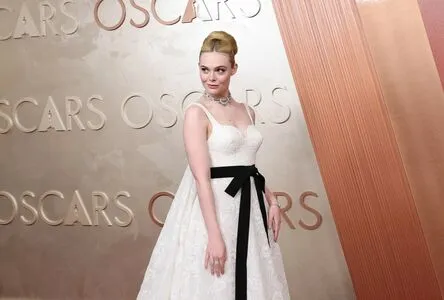 Elle Fanning OnlyFans Leaked Free Thumbnail Picture - #KagwKHsxvs