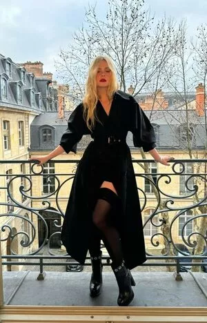 Elle Fanning OnlyFans Leaked Free Thumbnail Picture - #Kb8PSzJjMS