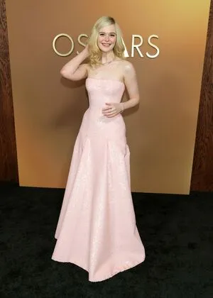 Elle Fanning OnlyFans Leaked Free Thumbnail Picture - #KbklyBqkZC