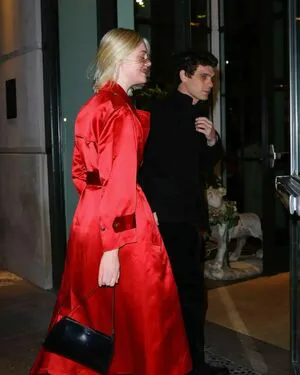 Elle Fanning OnlyFans Leaked Free Thumbnail Picture - #Kdift75fkn