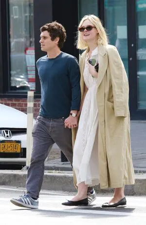 Elle Fanning OnlyFans Leaked Free Thumbnail Picture - #KqIQ7pieOx