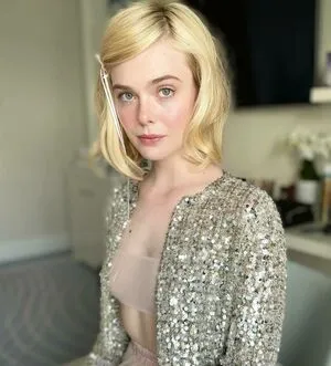 Elle Fanning OnlyFans Leaked Free Thumbnail Picture - #LLkW7a2PFn