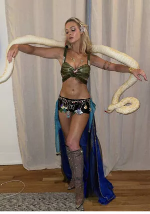 Elle Fanning OnlyFans Leaked Free Thumbnail Picture - #MRlVIYn26F