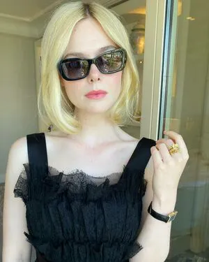 Elle Fanning OnlyFans Leaked Free Thumbnail Picture - #NNhvvx5bLo