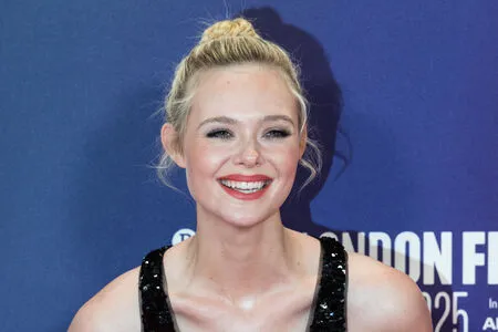 Elle Fanning OnlyFans Leaked Free Thumbnail Picture - #NY7rsjkq89