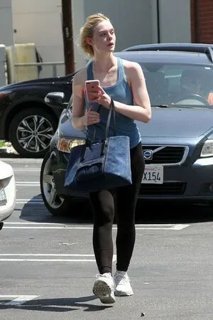 Elle Fanning OnlyFans Leaked Free Thumbnail Picture - #OguqXBuNAO
