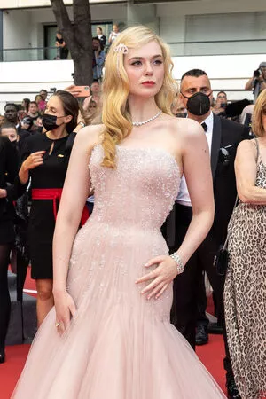 Elle Fanning OnlyFans Leaked Free Thumbnail Picture - #P4FMhX6i5n